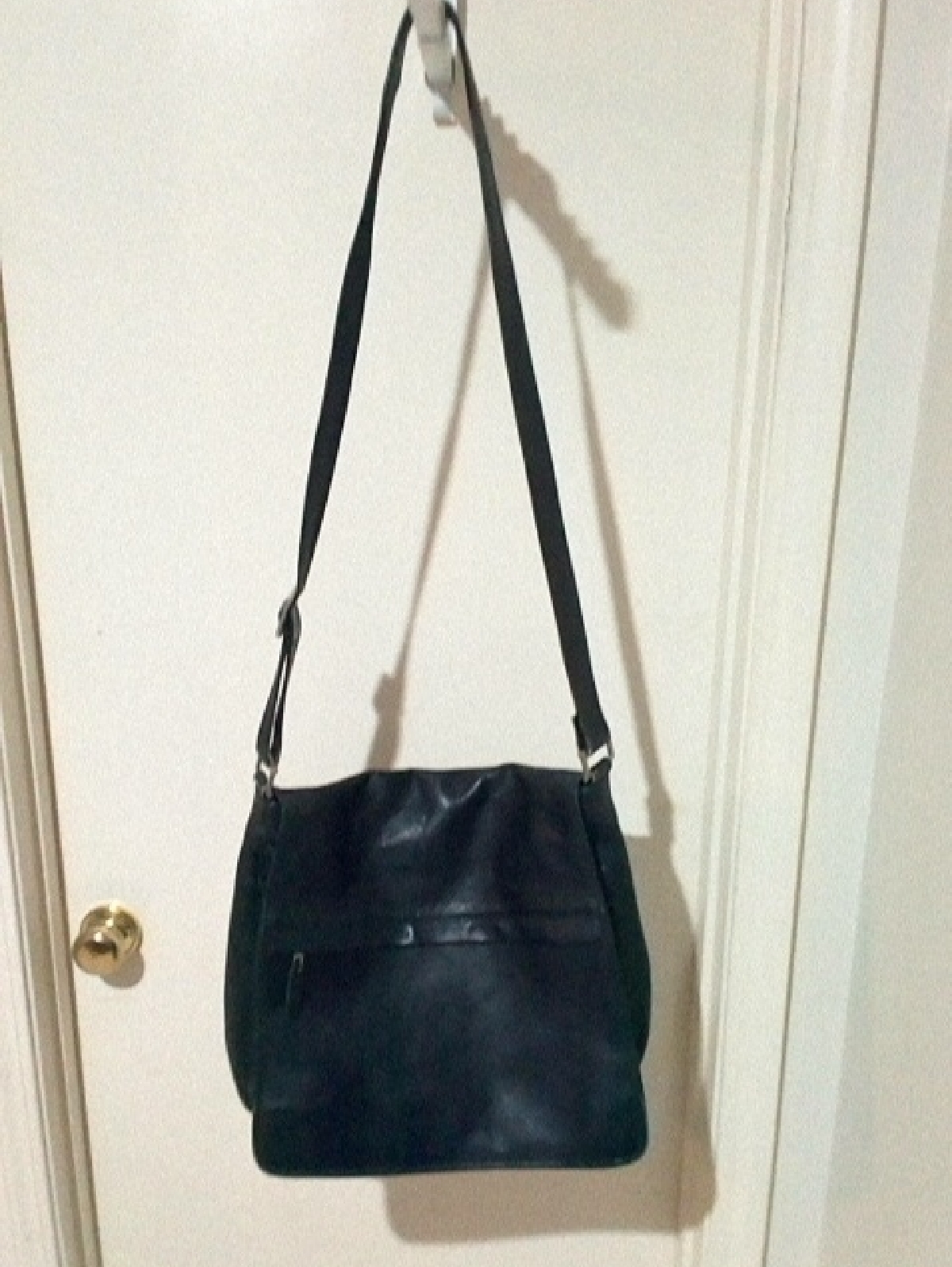Latico Men Black Leather Crossbody Shoulder Bag